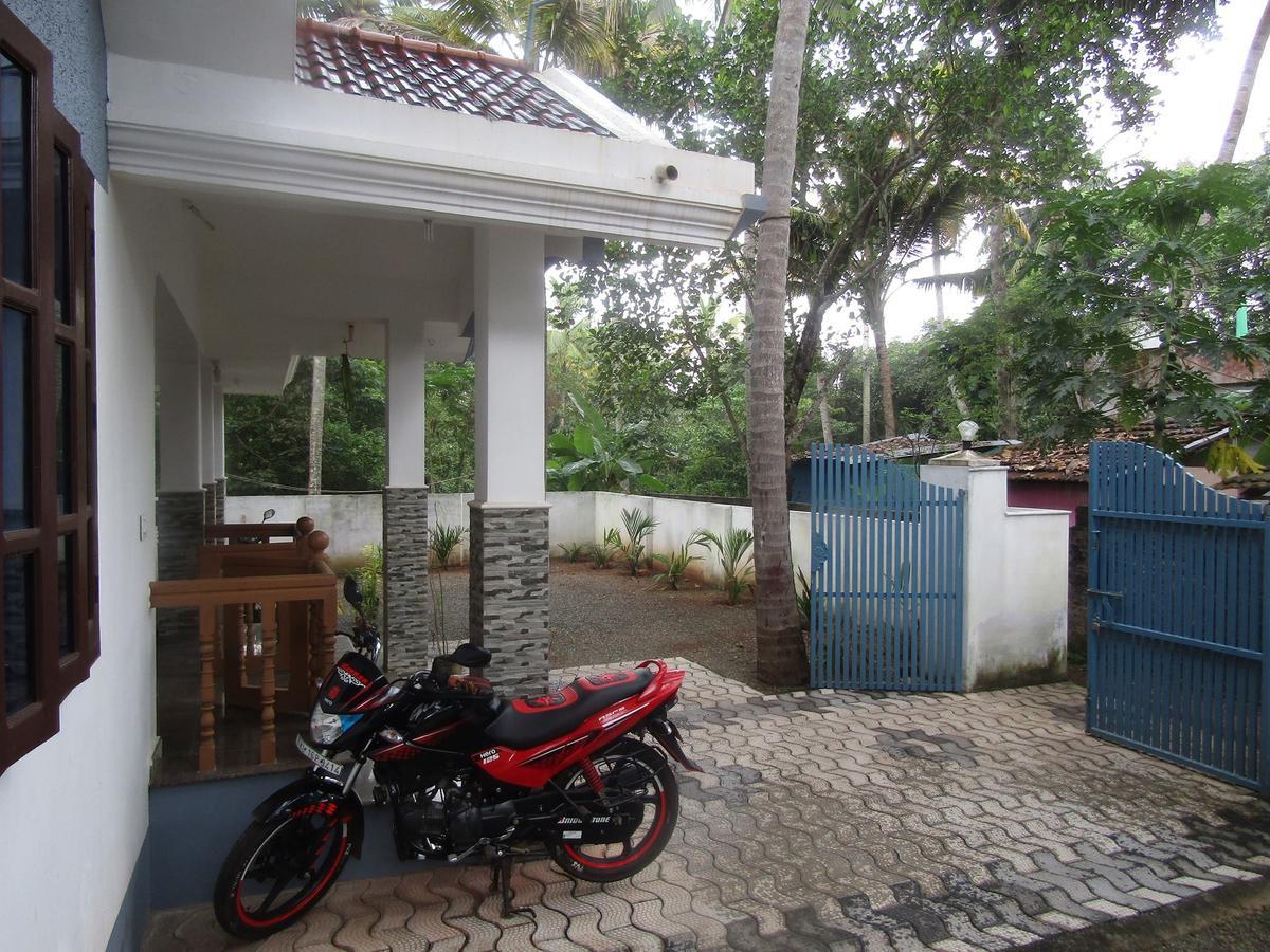 Blue Wave Resort Varkala Esterno foto