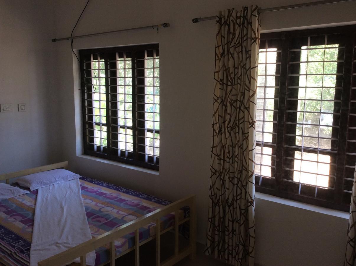 Blue Wave Resort Varkala Esterno foto